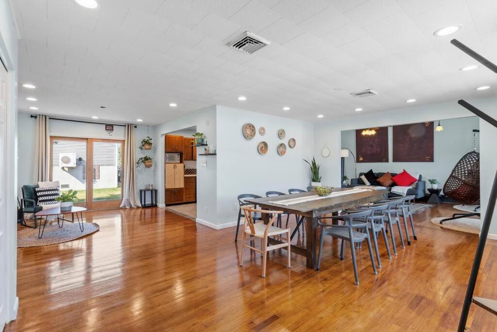 Holiday home Ac Retreat - 5bd 2ba