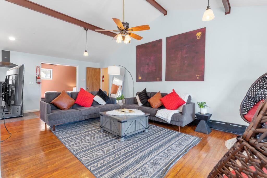Holiday home Ac Retreat - 5bd 2ba *